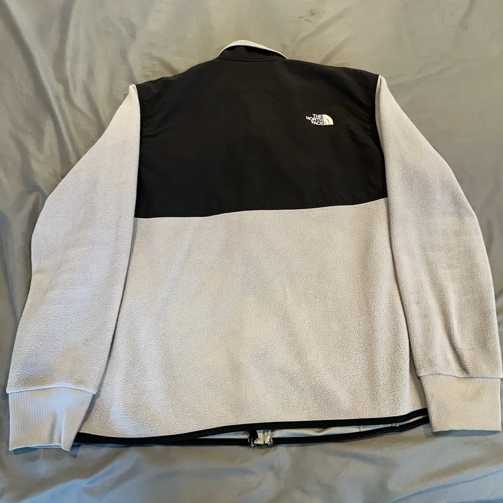 The North Face Full Zip Fleece Jacket Men’s L Light Grey  Black Outdoors‎